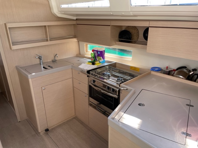 Oceanis 40.1 — photo 19