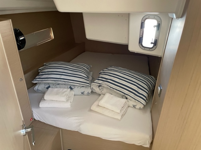 Oceanis 40.1 — photo 26