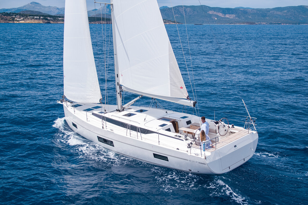 Bavaria C45 - 4 cab. — photo 5