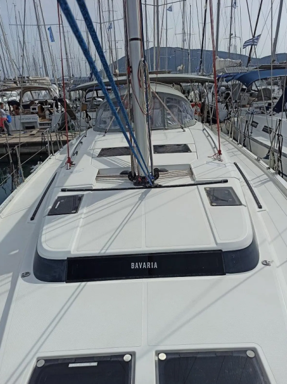 Bavaria C45 - 4 cab. — photo 4