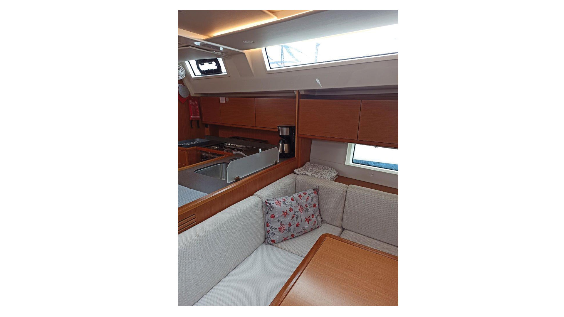 Bavaria C45 - 4 cab. — photo 7