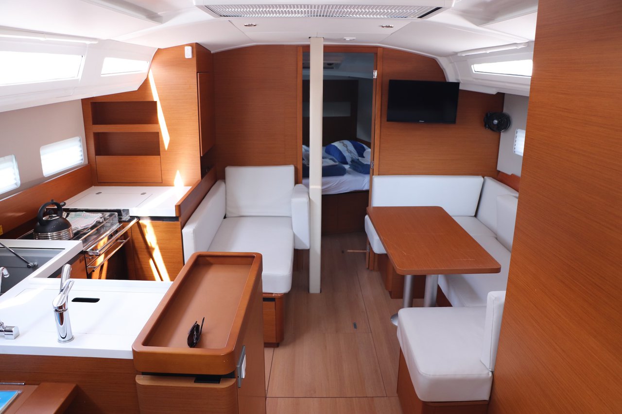 Sun Odyssey 410 - 3 cab. — photo 4