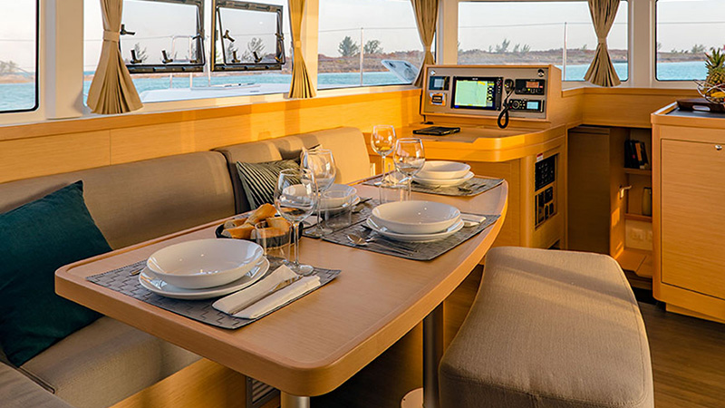 Lagoon 42 - 4 + 2 cab. — photo 4