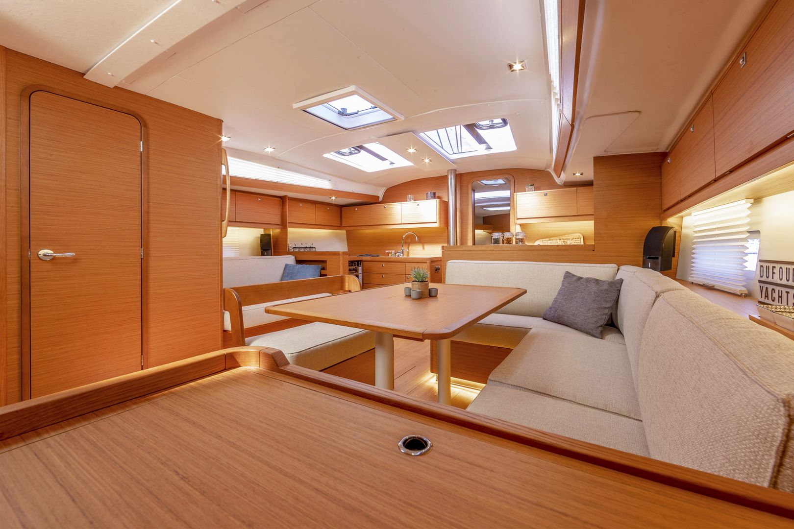 Dufour 430 GL — photo 9