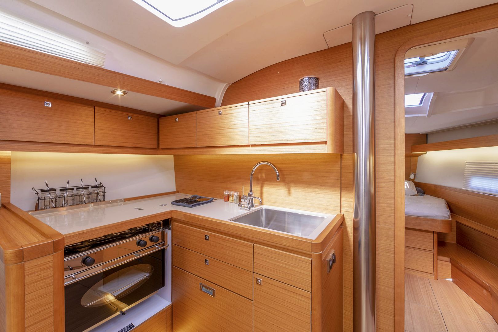 Dufour 430 GL — photo 10