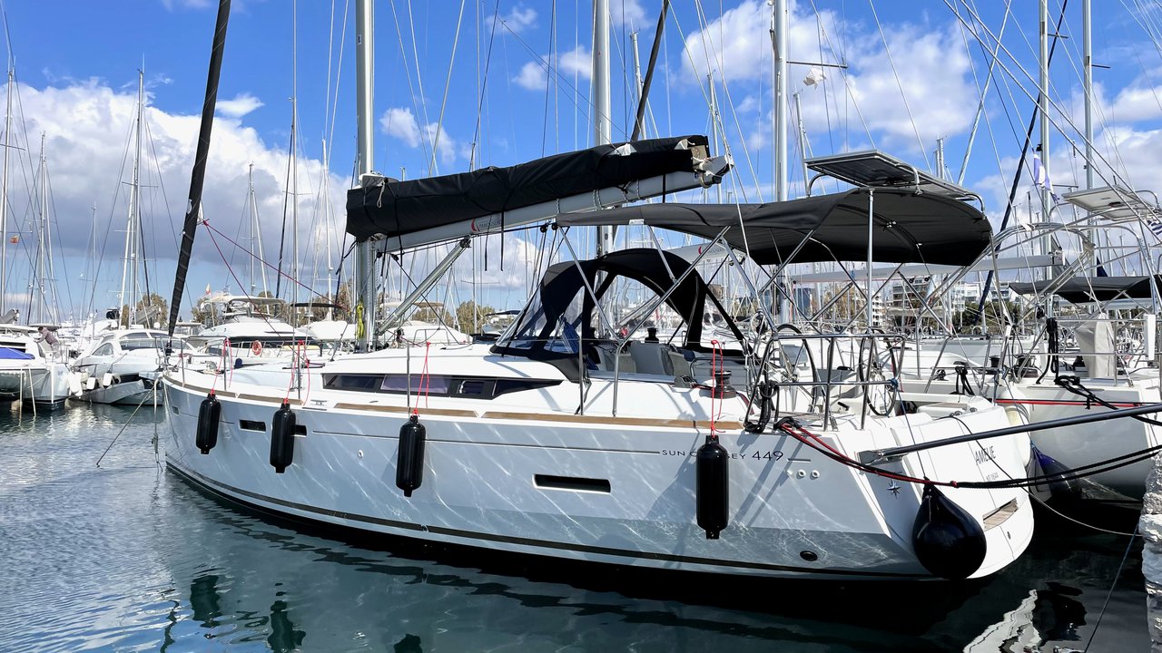 Sun Odyssey 449 — photo 3