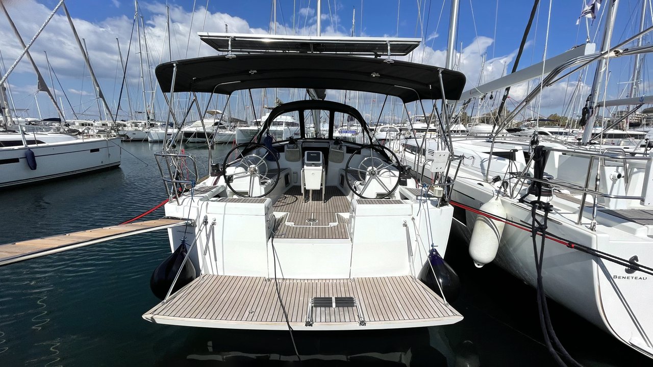 Sun Odyssey 449 — photo 4