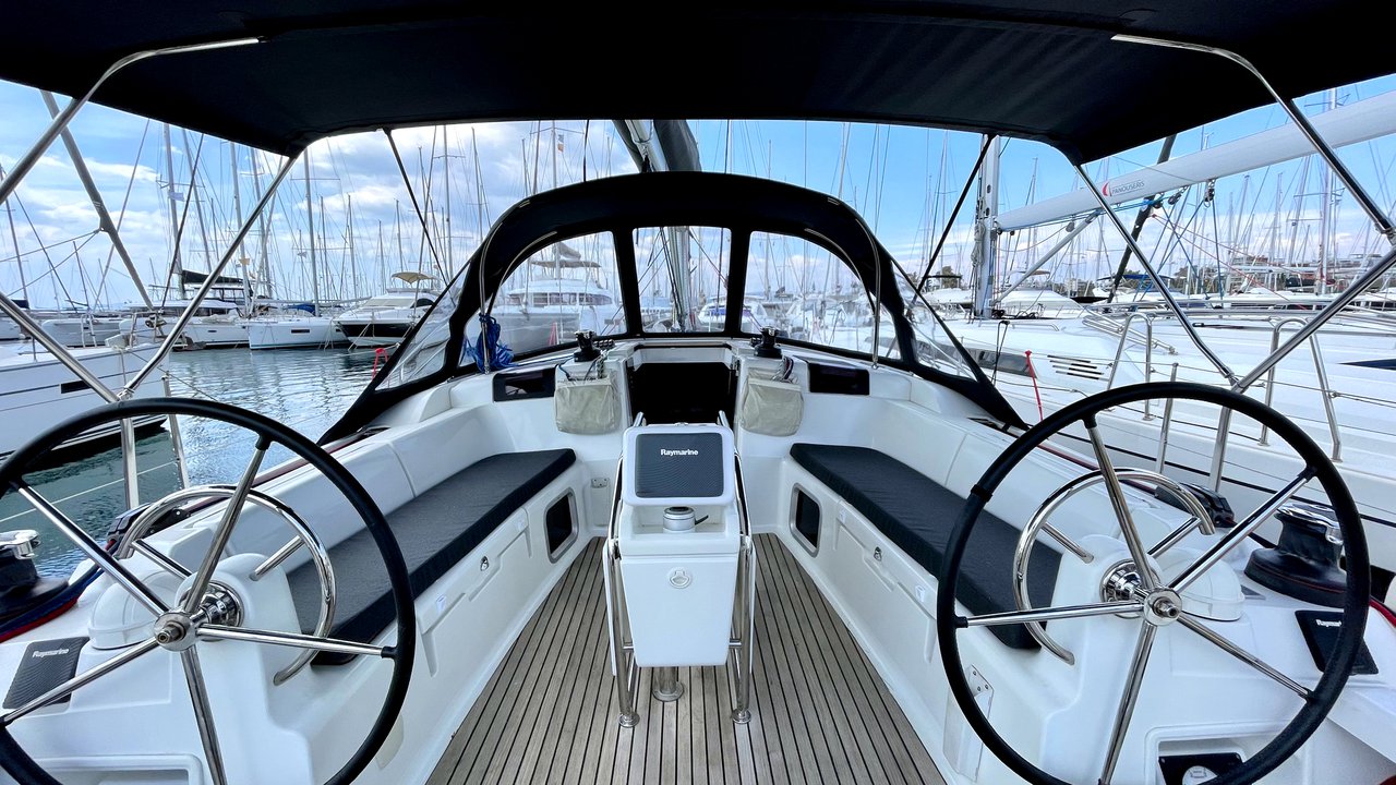Sun Odyssey 449 — photo 7