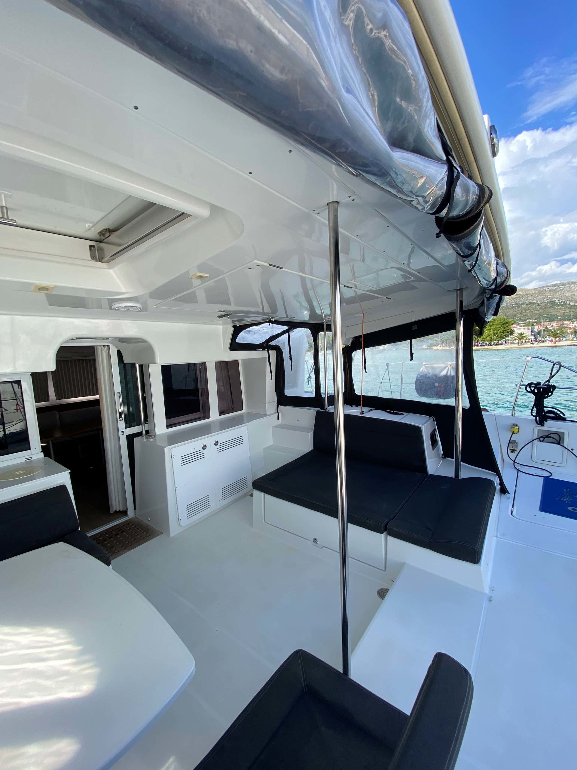 Lagoon 450 F - 4 + 2 cab. — photo 10