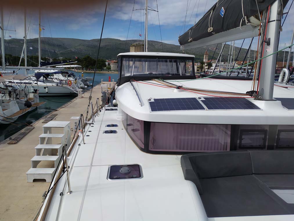 Lagoon 450 S - 4 + 2 cab. — photo 7