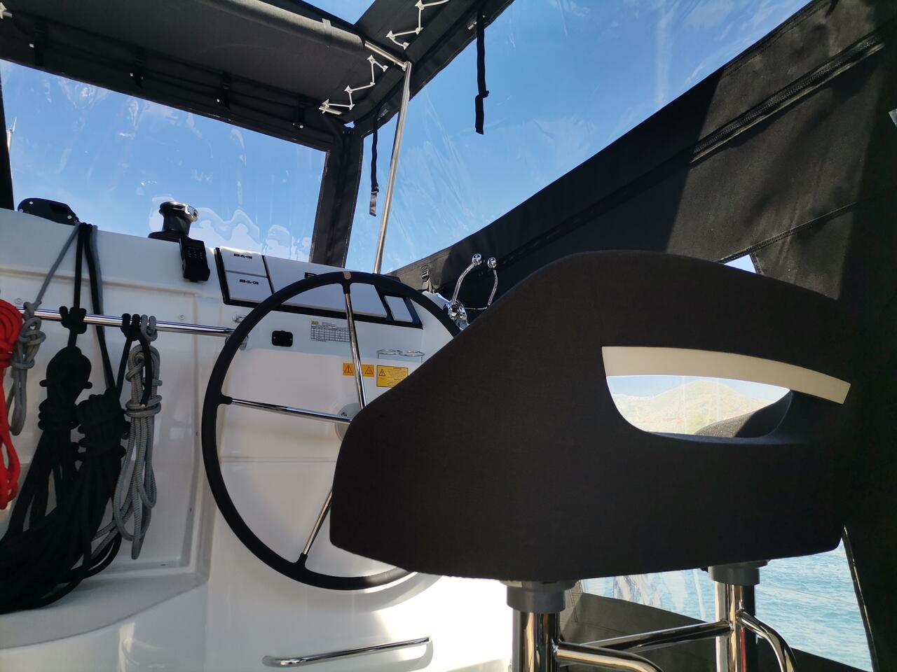 Lagoon 40 - 4 + 2 cab — photo 12