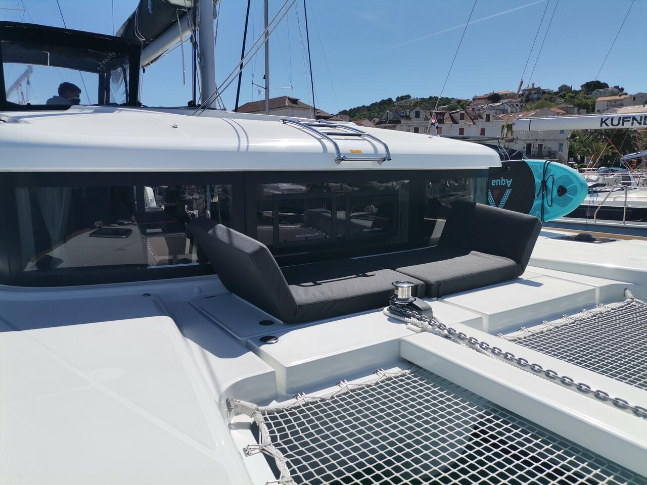 Lagoon 40 - 4 + 2 cab — photo 14