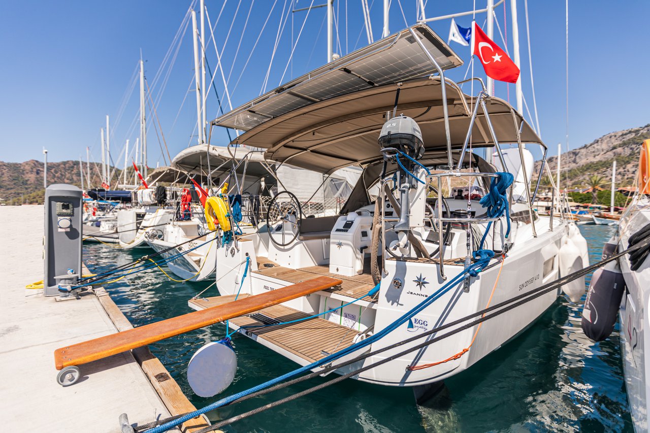 Sun Odyssey 410 - 3 cab. — photo 9