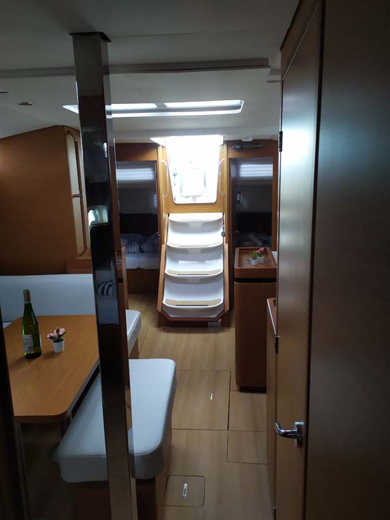Sun Odyssey 440 - 4 cab. — photo 10
