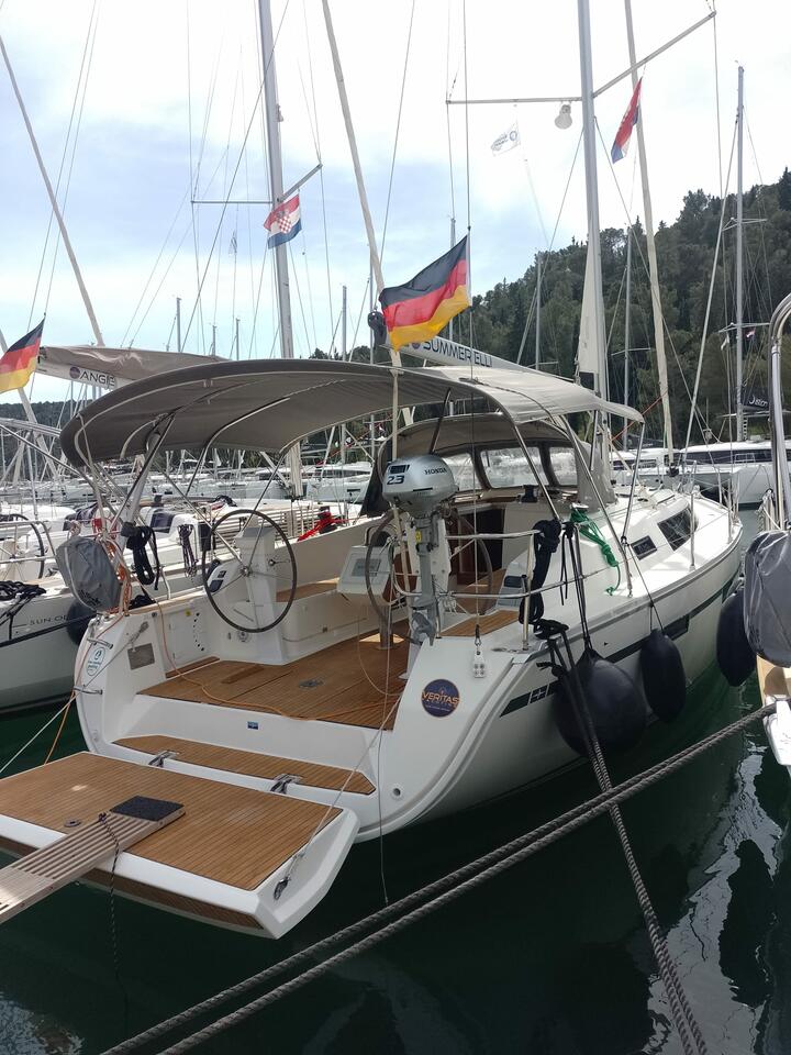 Bavaria Cruiser 41 - 3 cab. — photo 1
