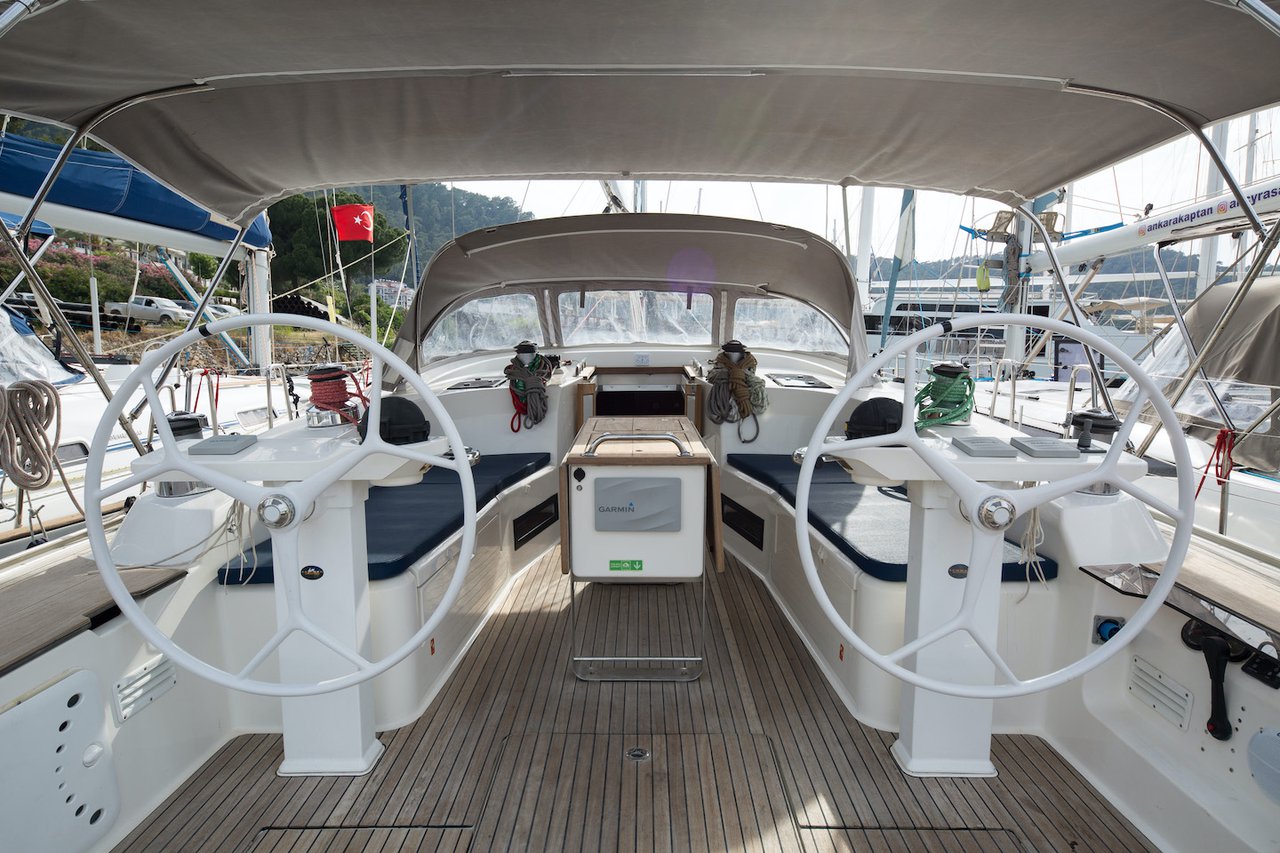 Bavaria Cruiser 50 — photo 4