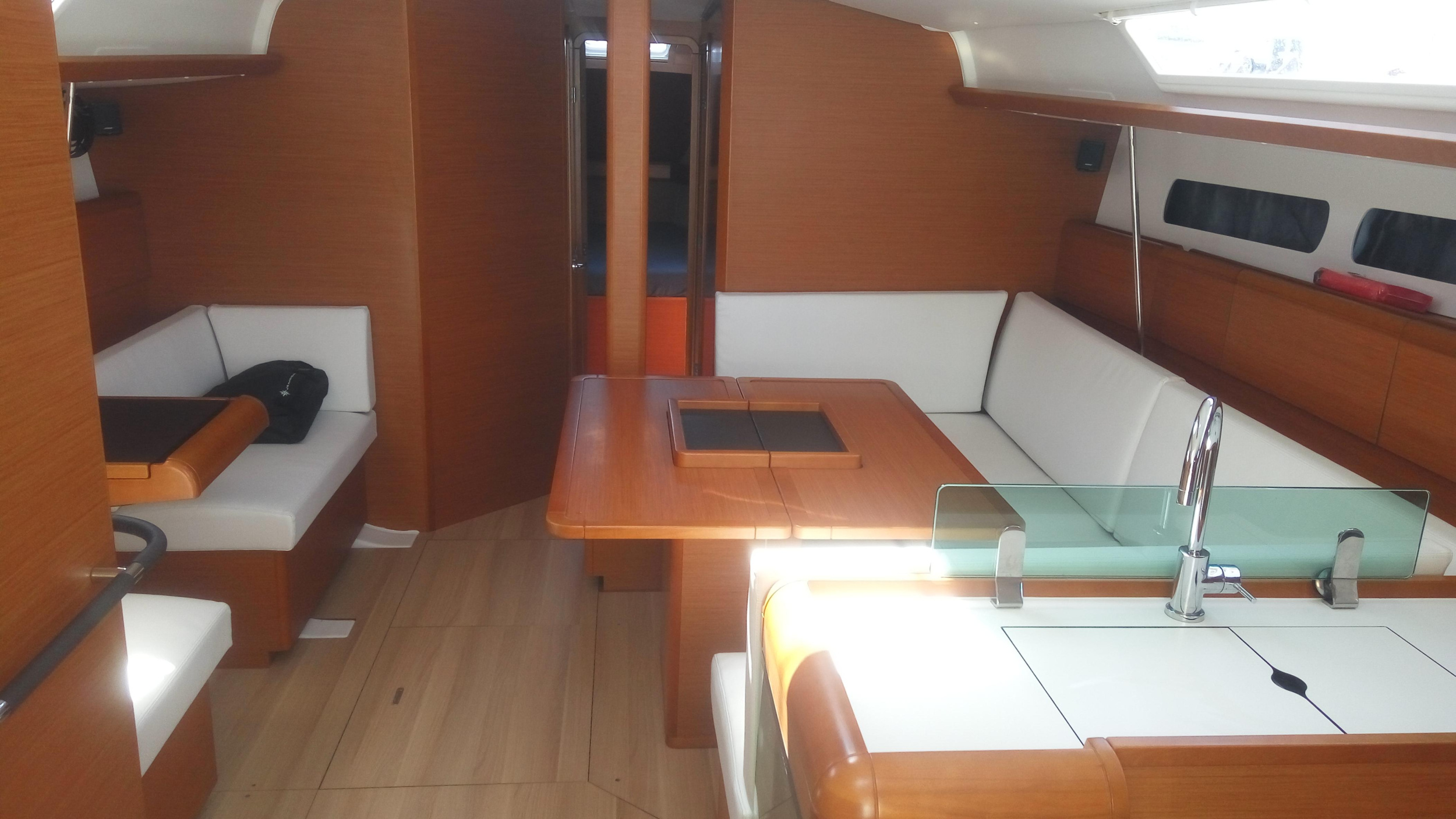 Sun Odyssey 449 — photo 4