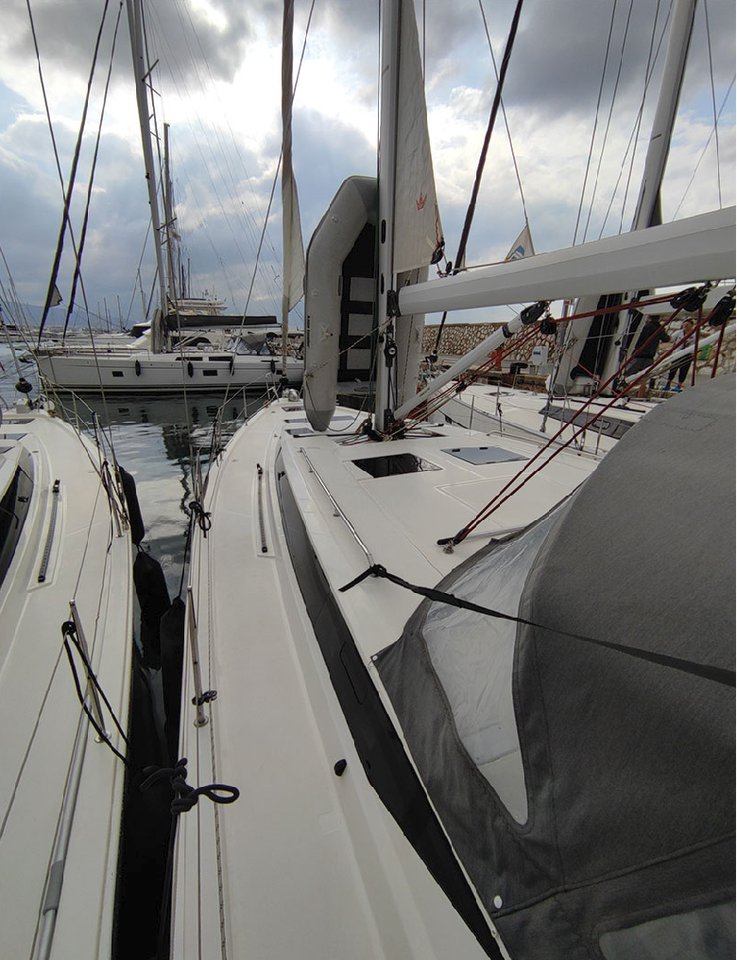 Bavaria C45 - 5 cab. — photo 3