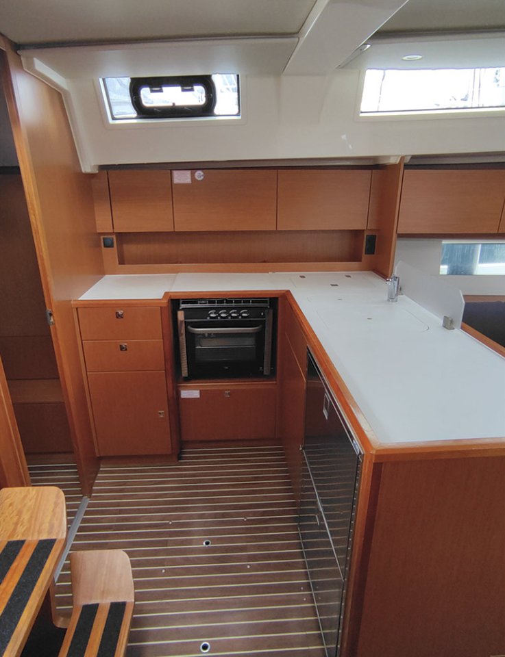 Bavaria C45 - 5 cab. — photo 6