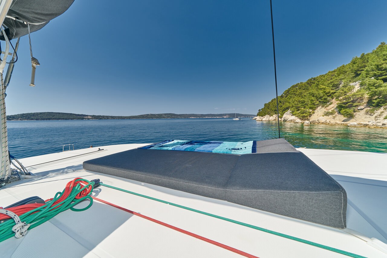Lagoon 42 - 3 + 1 cab. — photo 10