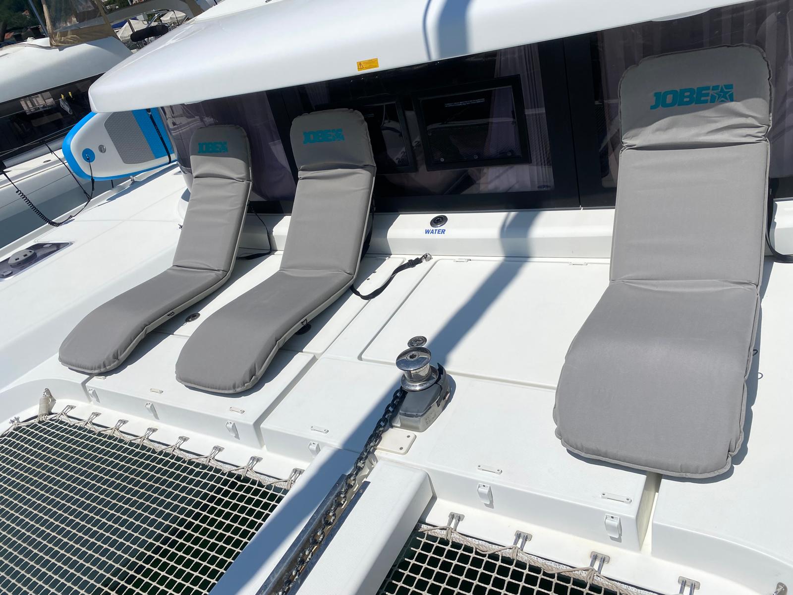 Lagoon 42 - 3 + 1 cab. — photo 11