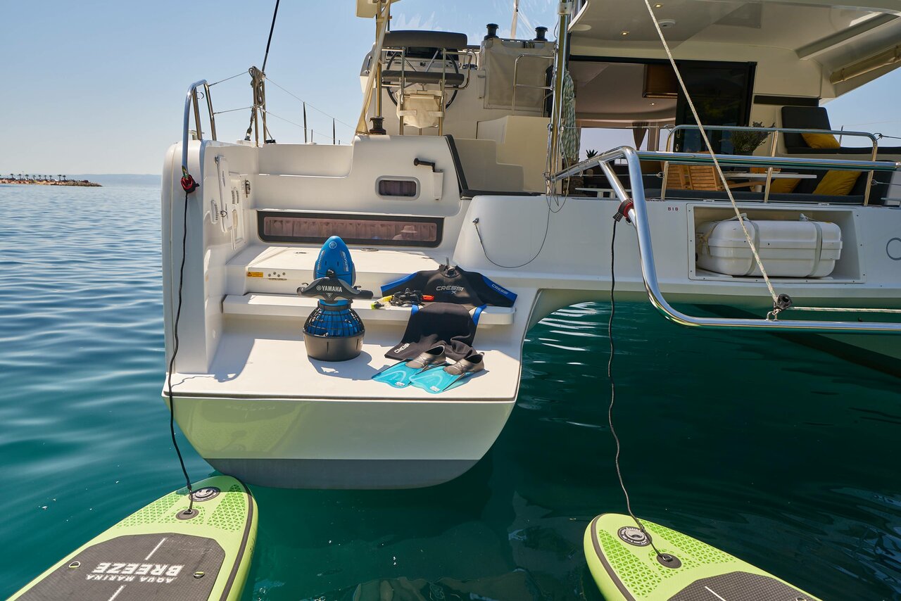 Lagoon 42 - 3 + 1 cab. — photo 14