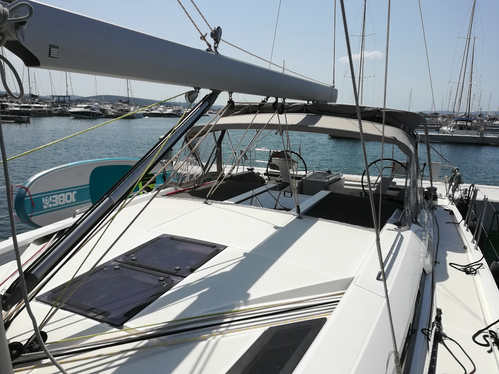 Oceanis 51.1 - 5 + 1 cab. — photo 4