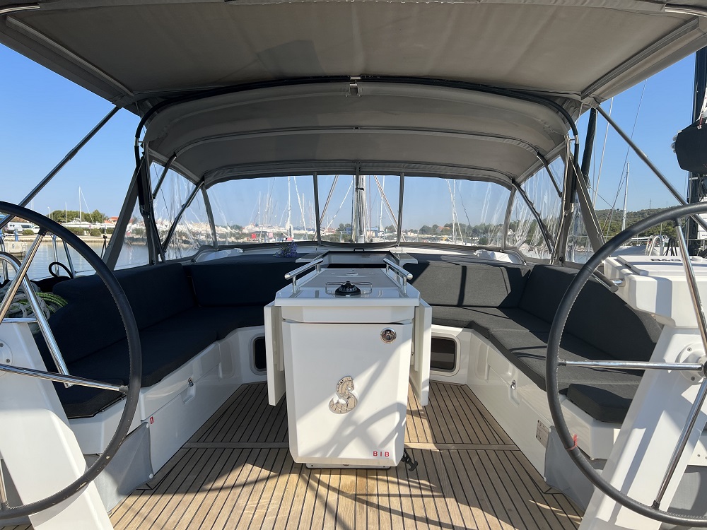 Oceanis 51.1 - 5 + 1 cab. — photo 6
