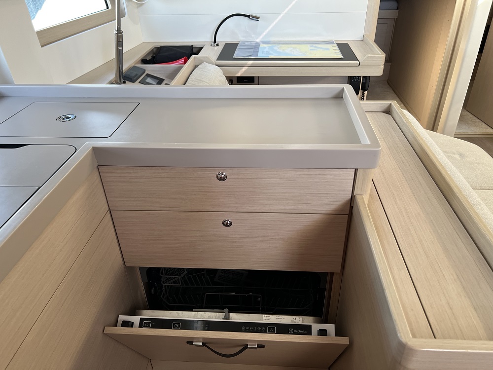 Oceanis 51.1 - 5 + 1 cab. — photo 12