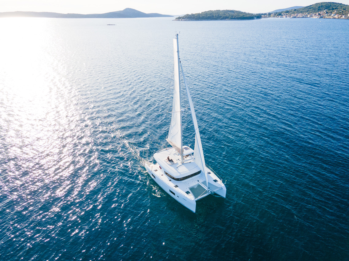 Lagoon 42 - 3 + 2 cab. — photo 4