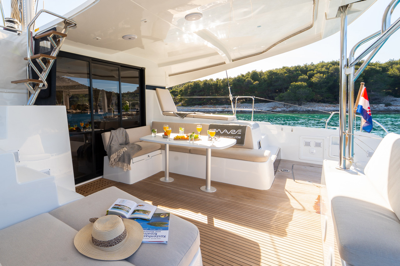 Lagoon 42 - 3 + 2 cab. — photo 13