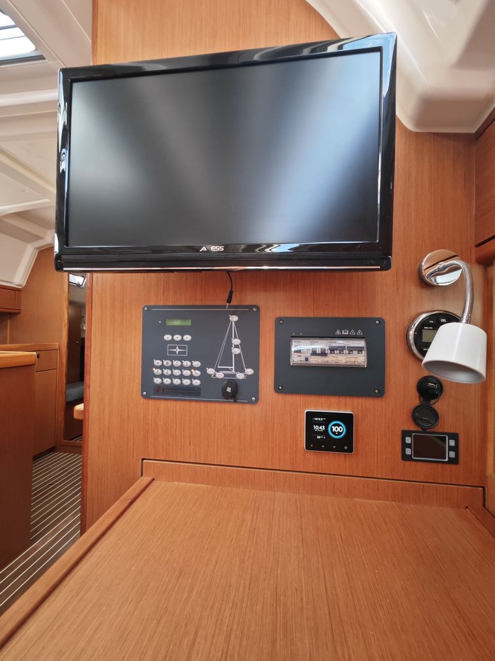 Bavaria Cruiser 37 - 3 cab. — photo 18