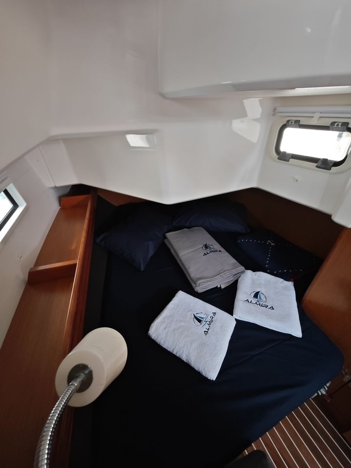 Bavaria Cruiser 37 - 3 cab. — photo 22