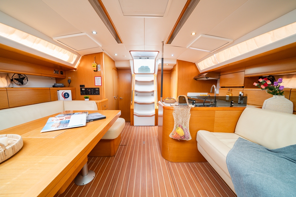 Jeanneau 53 - 5 + 1 cab. — photo 7