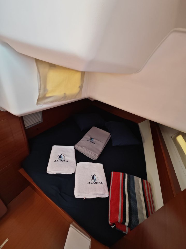 Dufour 450 GL — photo 27