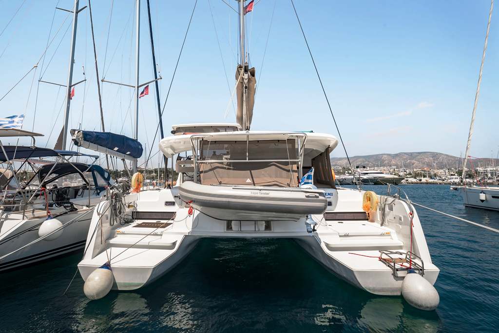 Lagoon 42 - 4 + 2 cab. — photo 1