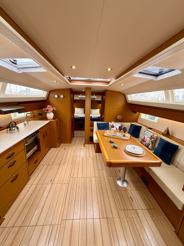 Jeanneau 54 - 5 + 1 cab. — photo 8