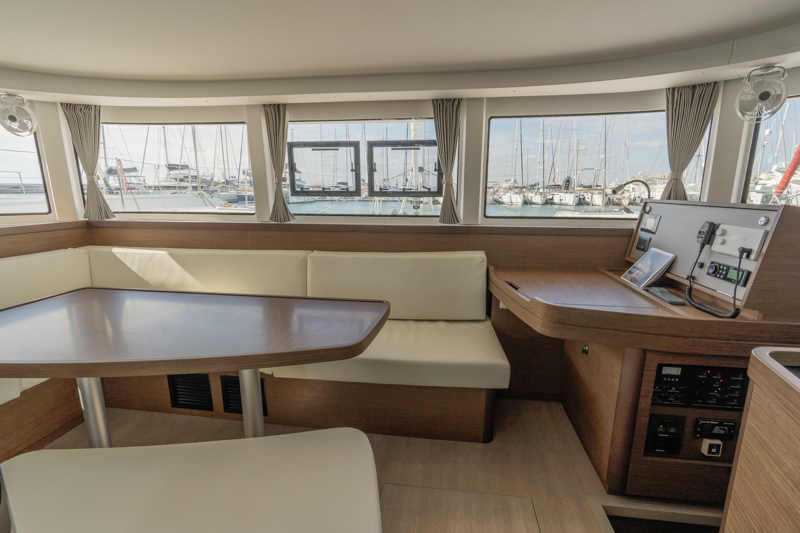 Lagoon 42 - 4 + 1 cab. — photo 14