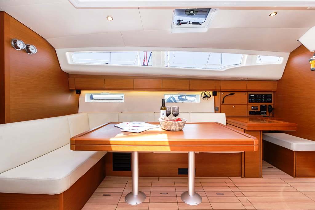 Jeanneau 54 - 5 + 1 cab. — photo 7