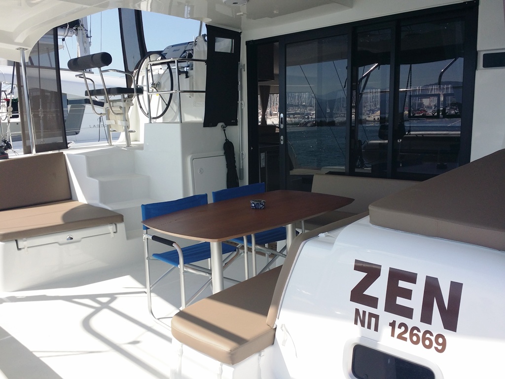 Lagoon 42 - 4 + 2 cab. — photo 10