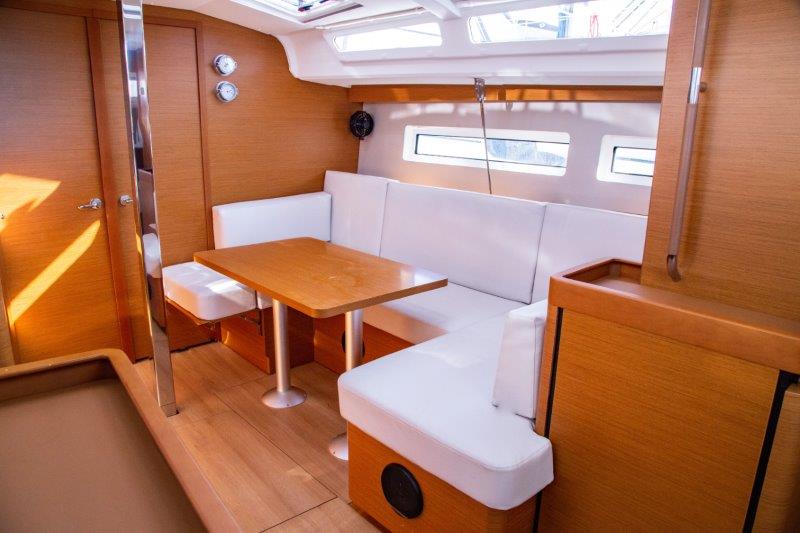 Sun Odyssey 440 - 4 cab. — photo 6