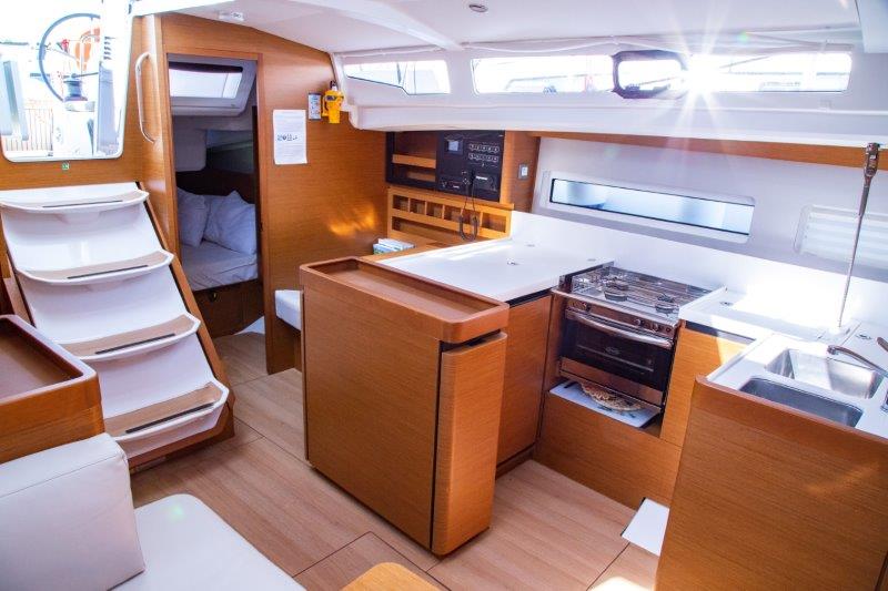 Sun Odyssey 440 - 4 cab. — photo 8