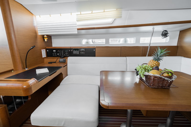 Sun Odyssey 519 - 4 cab. — photo 10