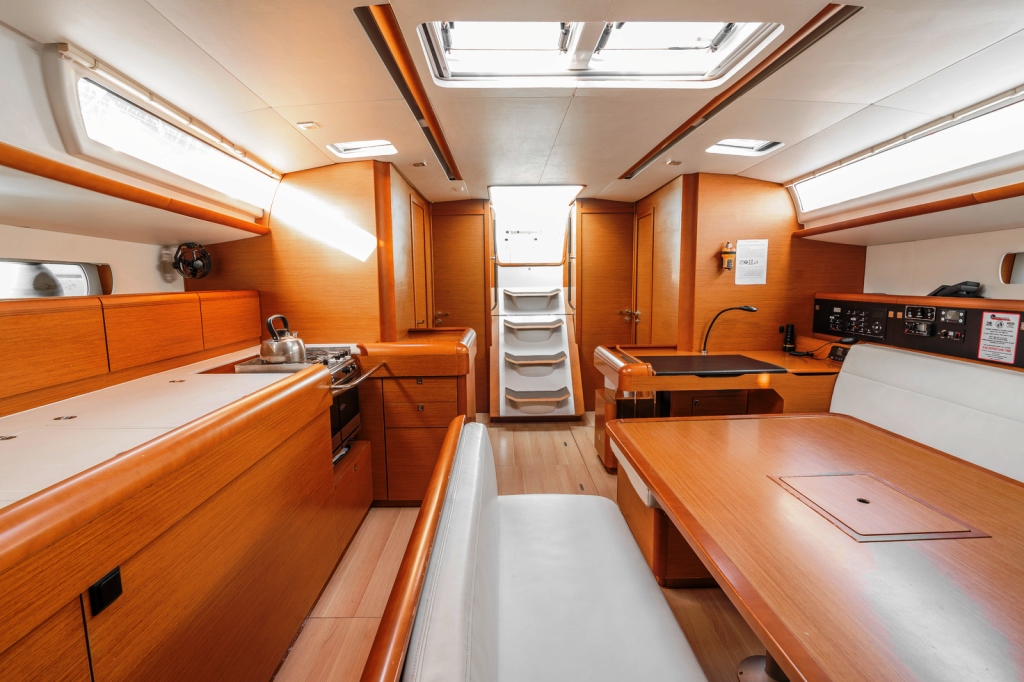 Sun Odyssey 519 - 5 cab. — photo 7
