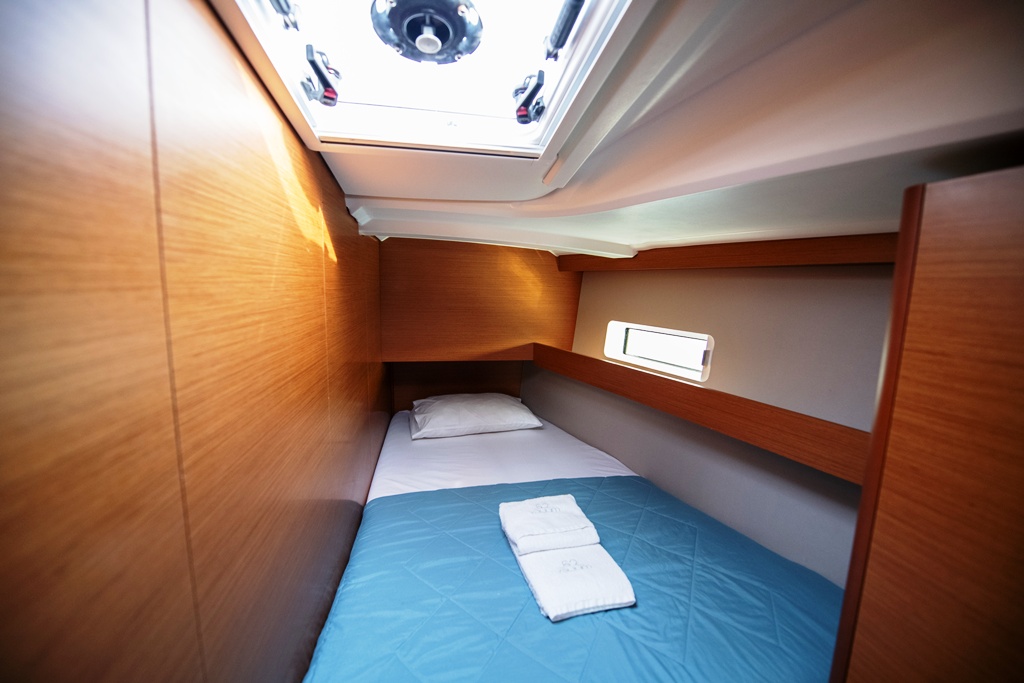 Sun Odyssey 490 - 4 cab. — photo 10
