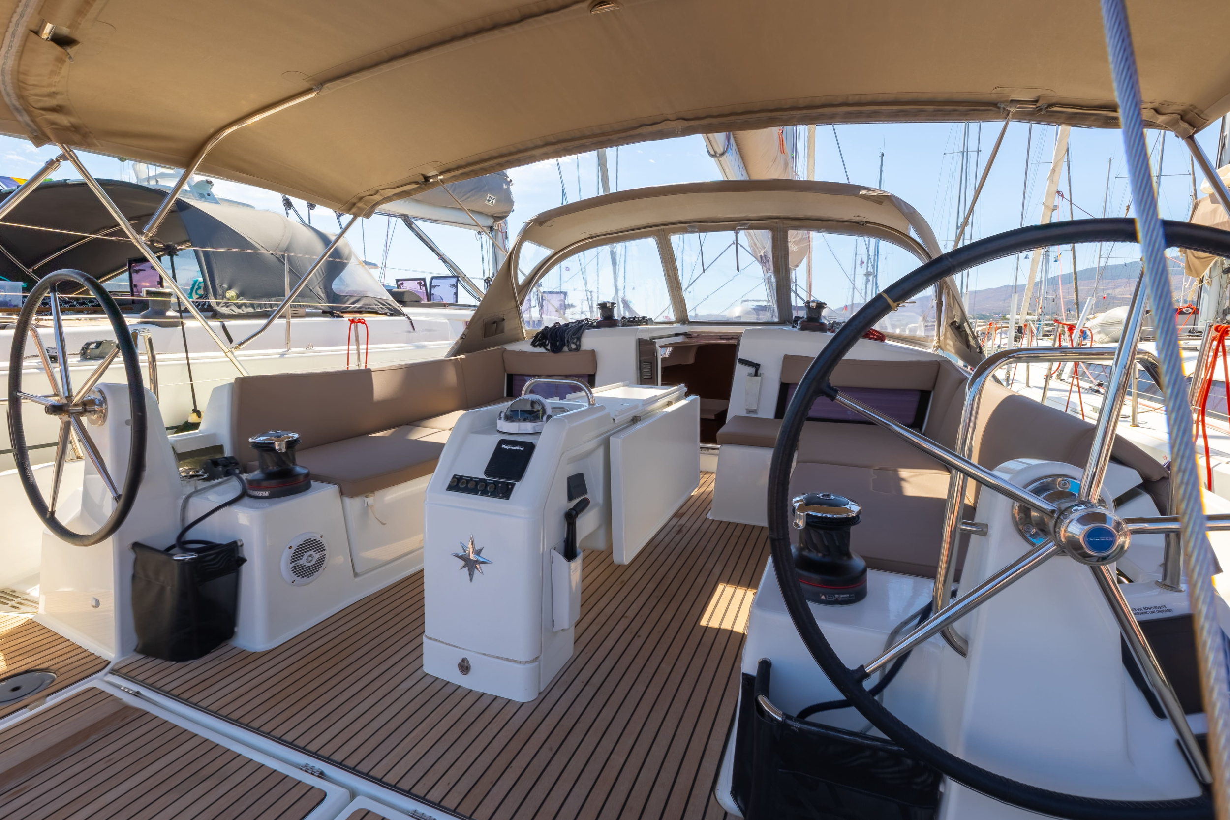 Sun Odyssey 490 - 4 cab. — photo 9