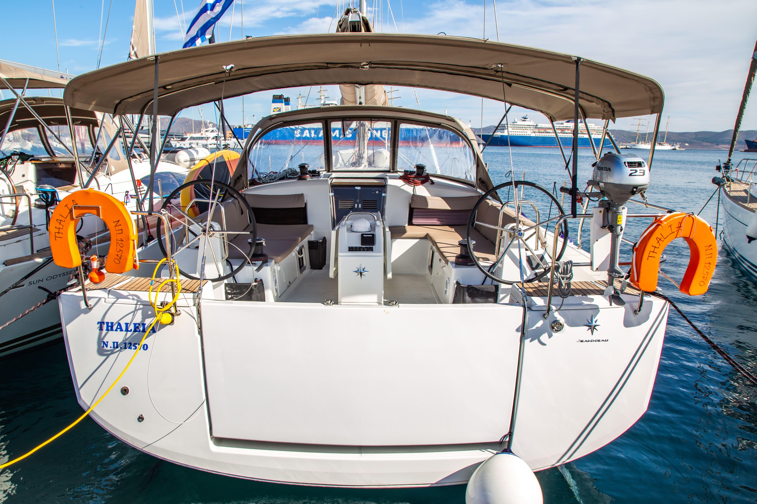 Sun Odyssey 490 - 5 cab. — photo 3