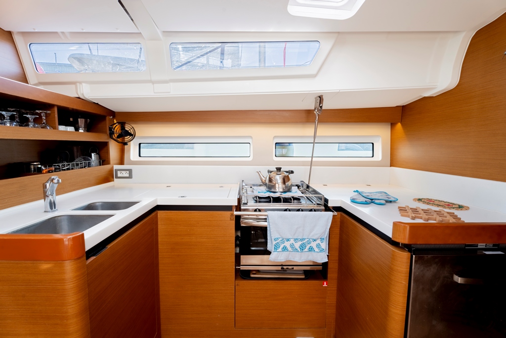 Sun Odyssey 490 - 4 cab. — photo 6