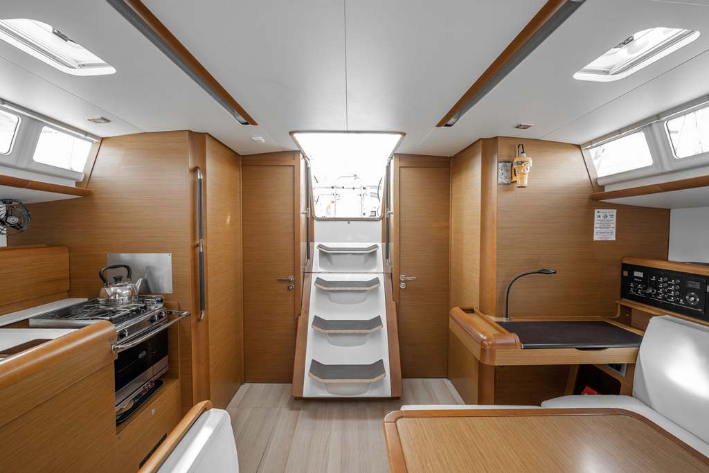 Sun Odyssey 479 - 4 cab. — photo 9
