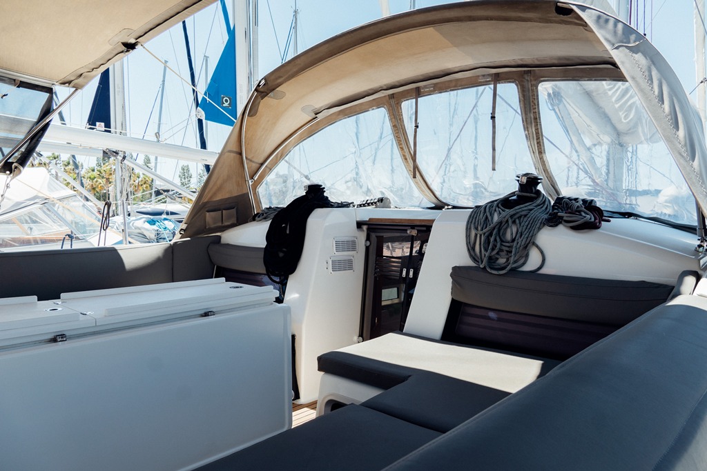 Sun Odyssey 440 - 4 cab. — photo 7